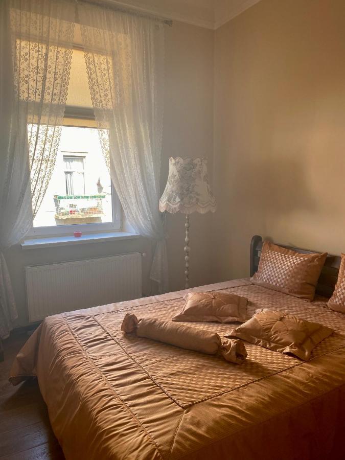 Cozy Apartment ลวีฟ ภายนอก รูปภาพ