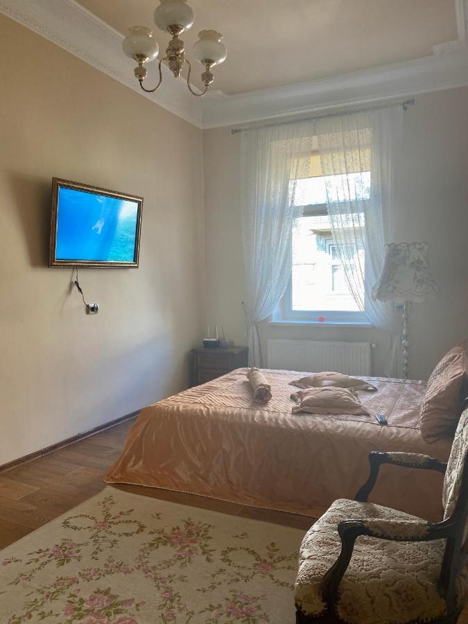 Cozy Apartment ลวีฟ ภายนอก รูปภาพ