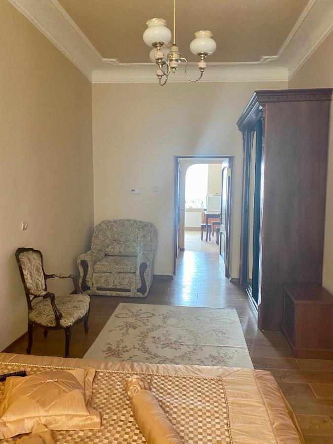 Cozy Apartment ลวีฟ ภายนอก รูปภาพ