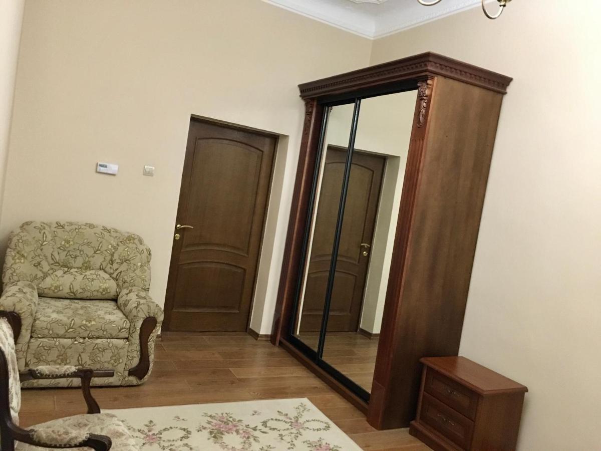 Cozy Apartment ลวีฟ ภายนอก รูปภาพ